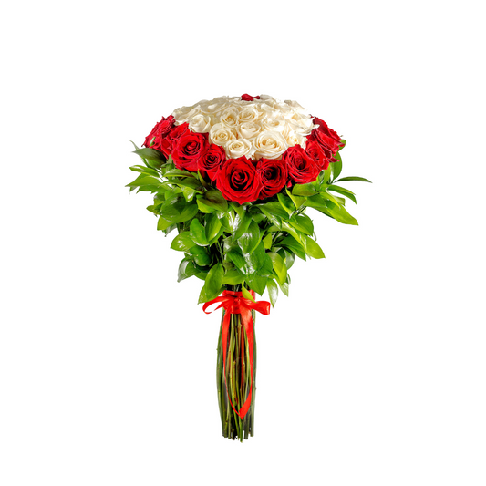 Luxo My Heart- Bouquet Coração com Rosas de Equador