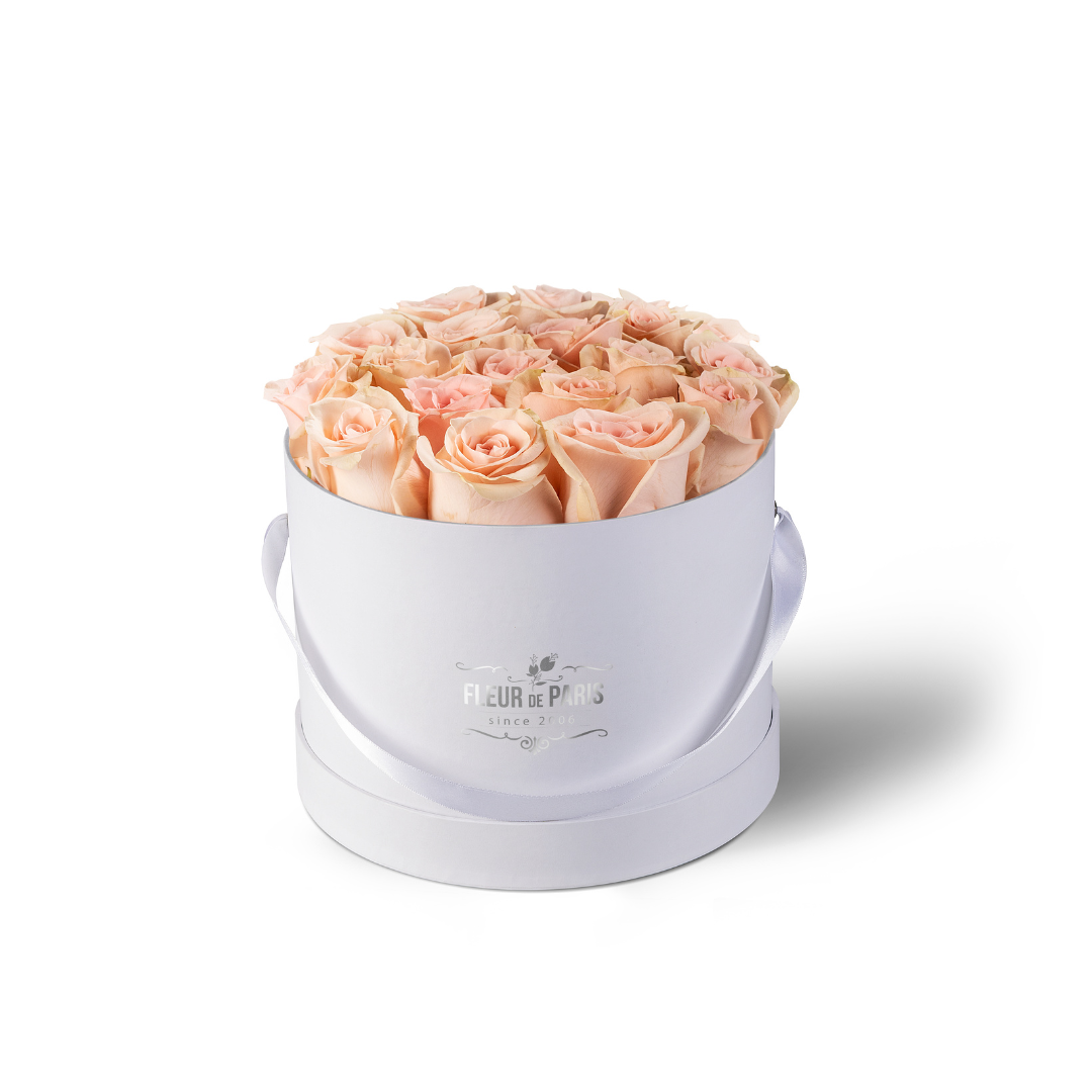 Caixa Premium Branca - Tamanho médio - Rosas Frescas