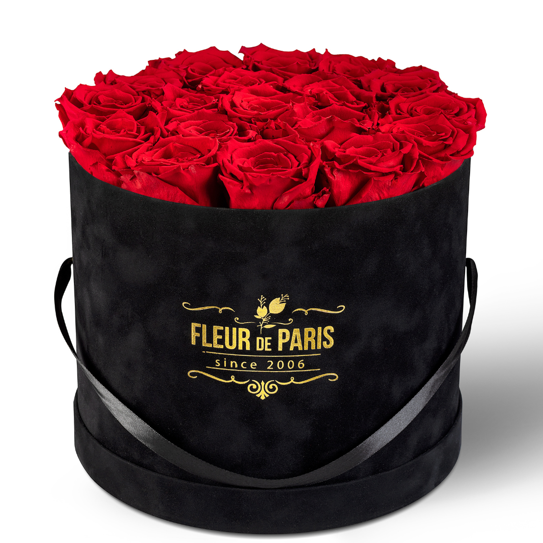 Caixa Premium de Veludo Preto | Rosas Infinity Vermelhas