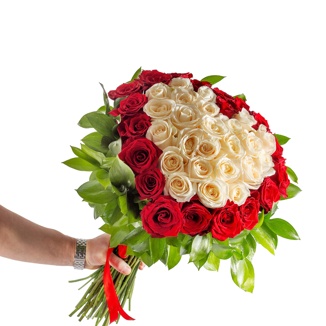 Luxo My Heart- Bouquet Coração com Rosas de Equador