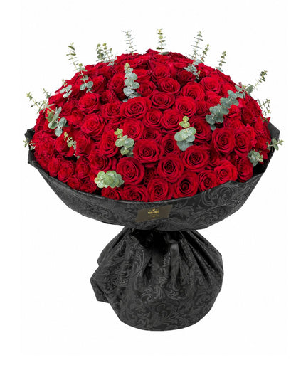 Bouquet Romance Imperial – 200 Rosas Premium Equatorianas Vermelhas com Eucalipto
