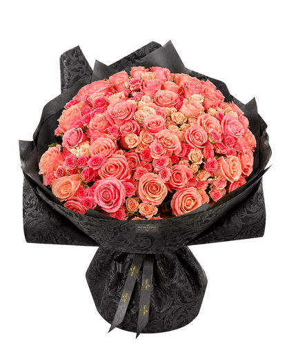 Bouquet Doçura Imperial – 100 Rosas Premium Equatorianas e Rosas Ramificadas Cor-de-Rosa