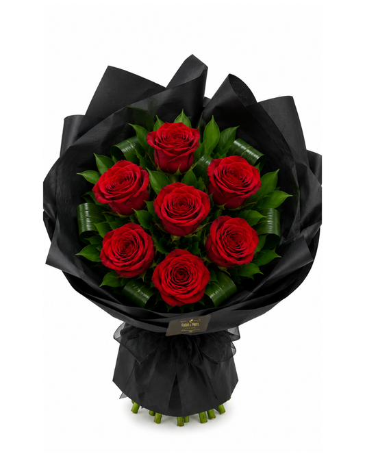 Bouquet Amor – 7 Rosas Premium Equatorianas Vermelhas