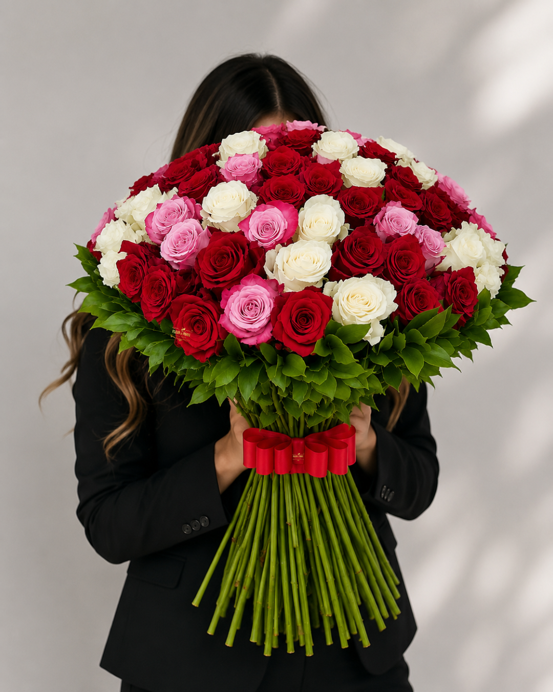 Bouquet Beleza Majestosa – 100 Rosas Premium Frescas Colorida