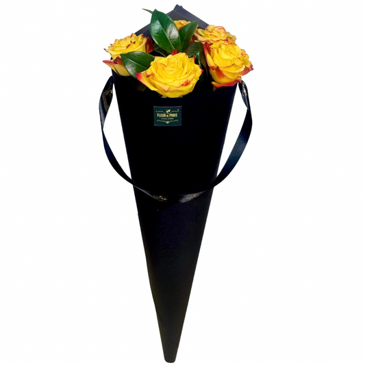 Cone preto com Rosas Laranja