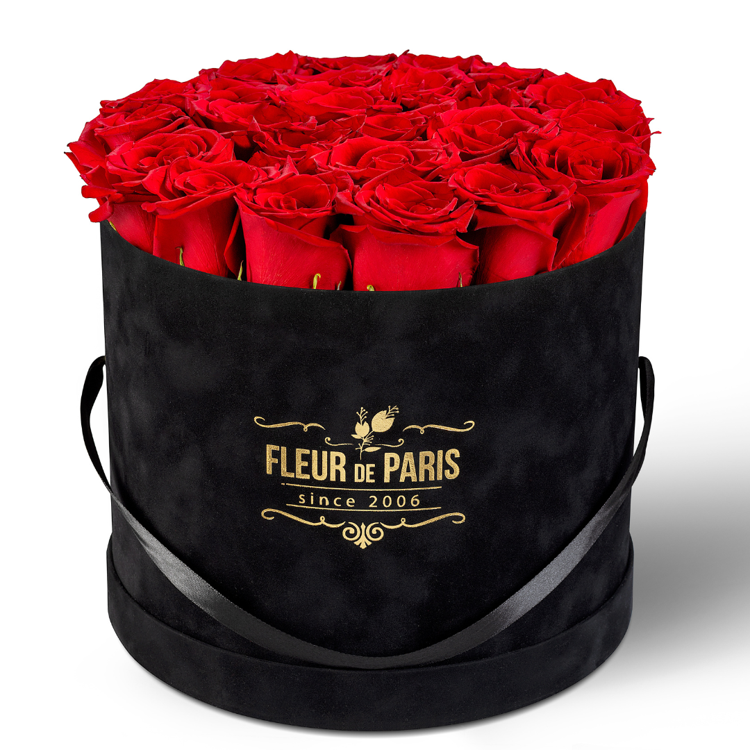 Premium Black Velvet Box | Fresh Red Roses